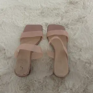 Women's summer shoes