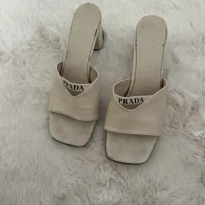 Summer shoes for women