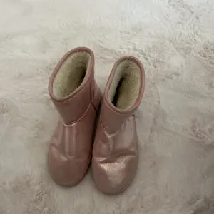 Women's boots