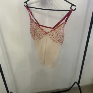 Women's top