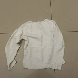 t-shirt de manches longues pour fille 