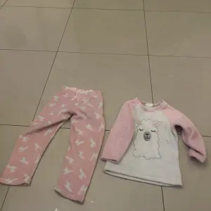 Pyjama deux pièces pour fille 