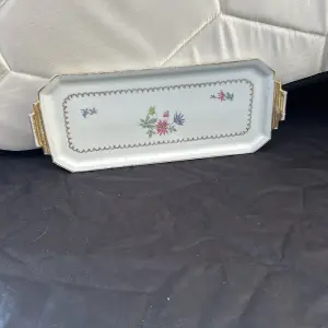 Deco table 
