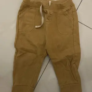 Pantalons pour garçons 