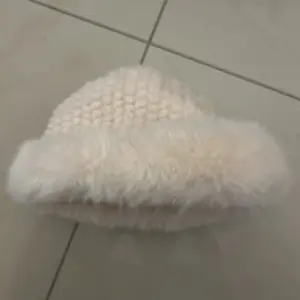 Women's hat