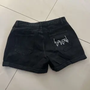 Women's jeans shorts