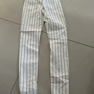 Pantalon pour femme 