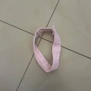 Serre tête pour bébé fille 