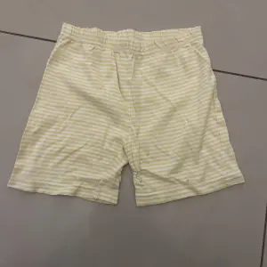 Short pour garçon 