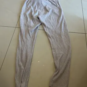 Pantalon pour femme 