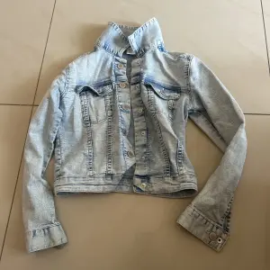 Veste en jean pour fille 