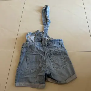 Short en jean pour fille 