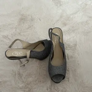 Women's Heel Shoes