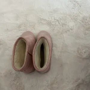 Women's boots