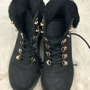 Boots for women
