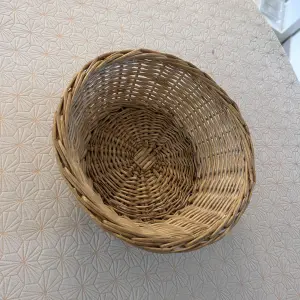 Table basket