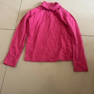 Pull à colle roulé pour fille 